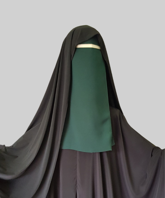 Green half niqab saudi